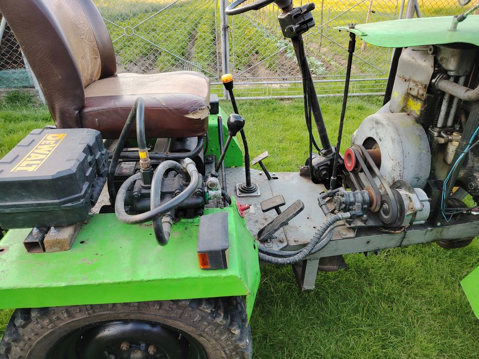 Traktorek sam es7