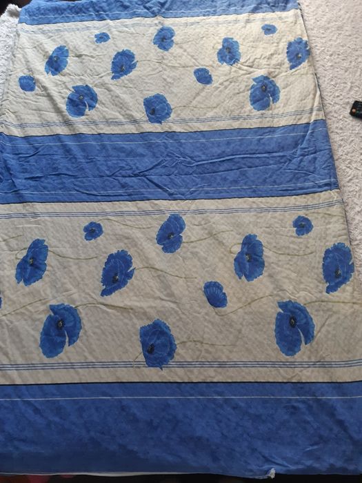 Prześcieradło z gumka na pojedyncze lozko i inne ..