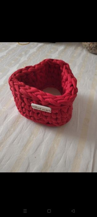 Cesto coração vermelho