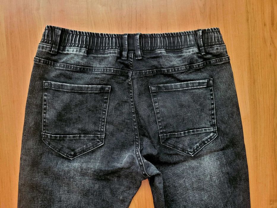 Spodnie jeans męskie