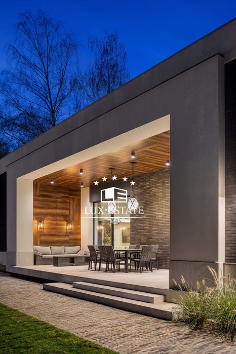 Продажа стильного, современного дома в районе лесопарка!