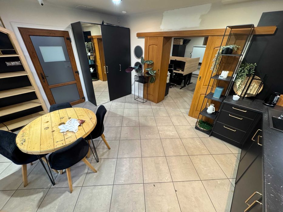 Lokal użytkowo handlowy – 2 pomieszczenia | gotowe biuro | Rynek Mstów