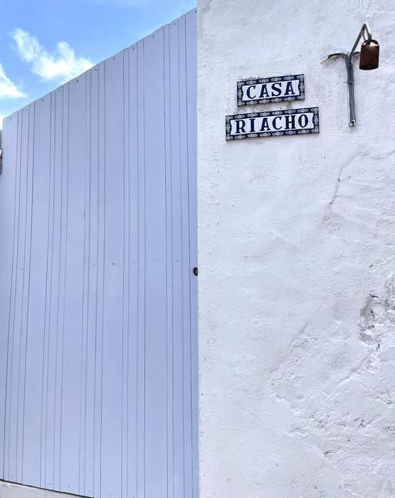 alugo ao ano casa na serra