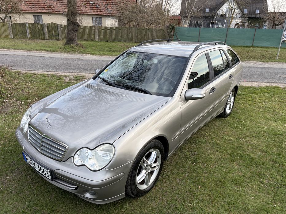 Mercedes C- klasa 2.2 CDI 150 koni