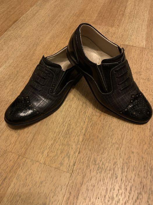 Продам туфлі для хлопчика