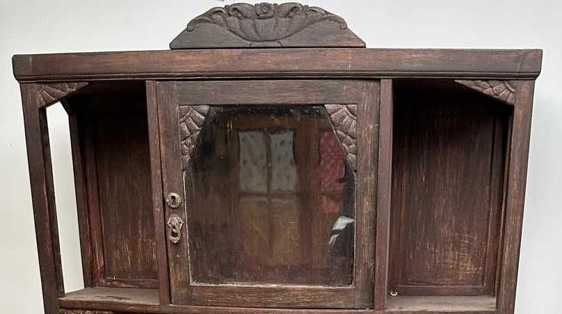 Louceiro anos 40, sinais dos anos do uso e do abandono