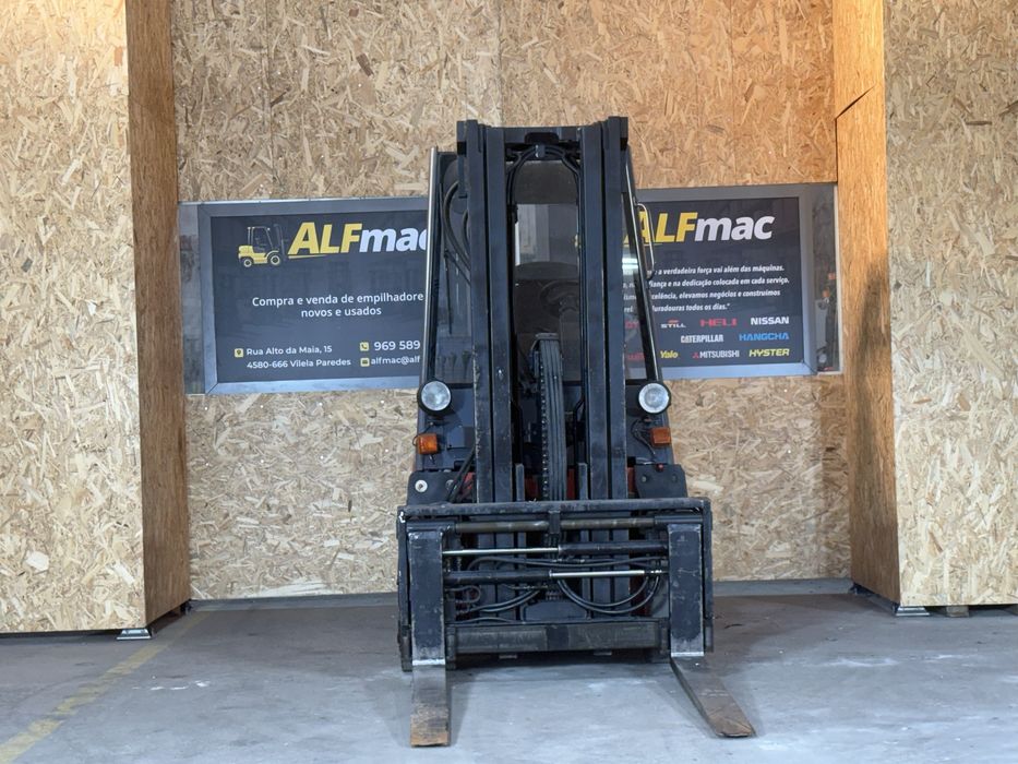 Empilhador Linde eletrico E30