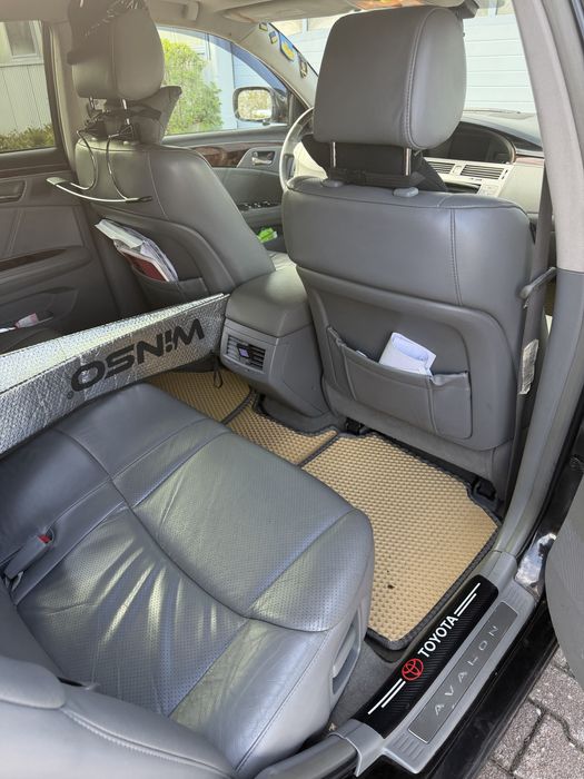 Toyota avalon бензин /газ