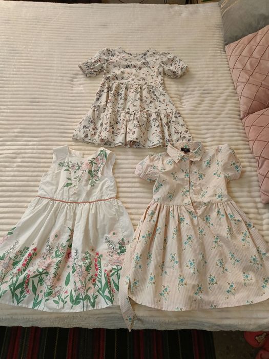 Набір літніх платтячок