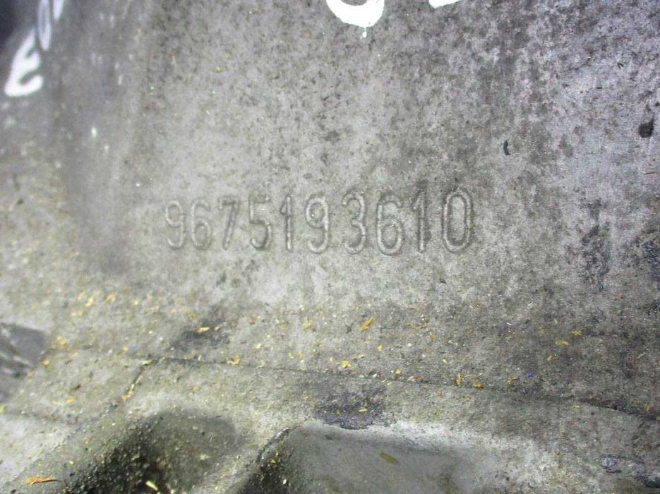 Caixa de velocidades para Citroen C3 Peugeot 208 1.2 gasolina (2012) 20CR03