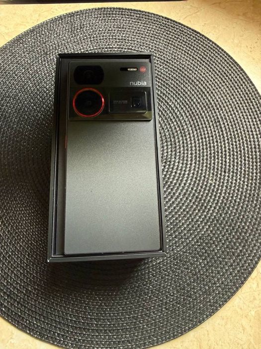 Смартфон ZTE Nubia z60ultra