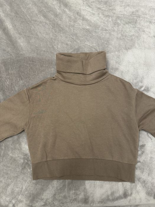 Кроп толстовка Zara