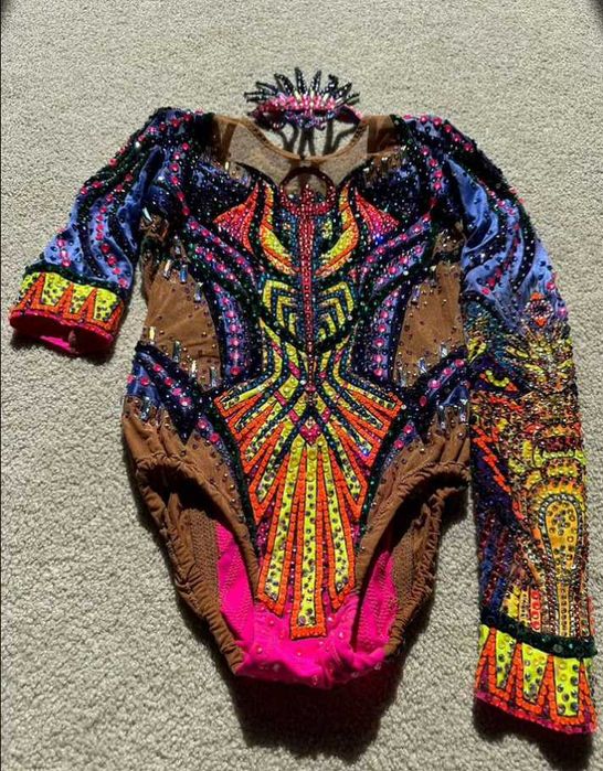 Купальник для художесивенной гимнастики