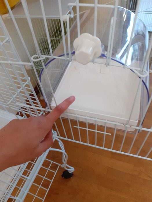 Gaiola de Papagaio Grande Branca Pouco Uso