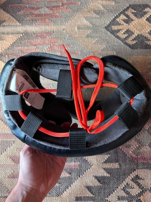 Capacete de Boxe / Combate Outshock 500 (Decathlon)