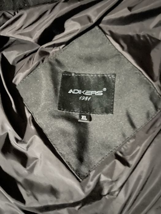 Продам курточку Canada Goose