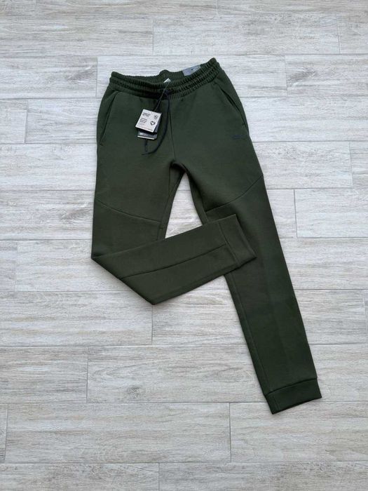 США! Чоловічі костюми Puma N.R.G. evoKNIT 521756-44 Оригінал! S,M, XL