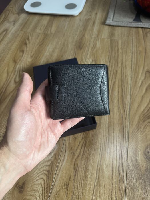 Чоловічий шкіряний гаманець Emporio Armani