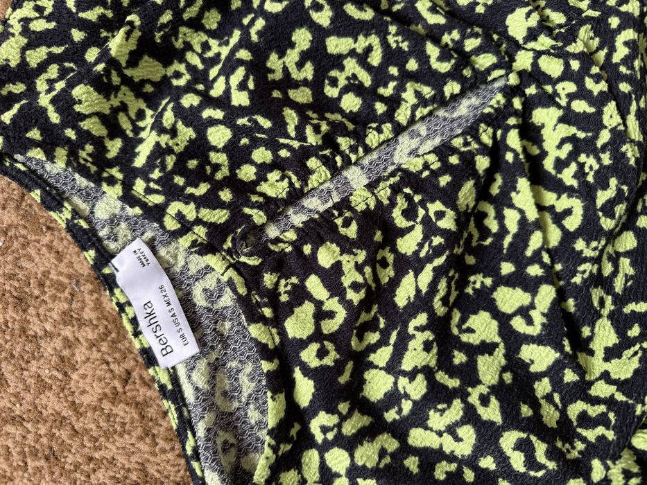 Плаття bershka