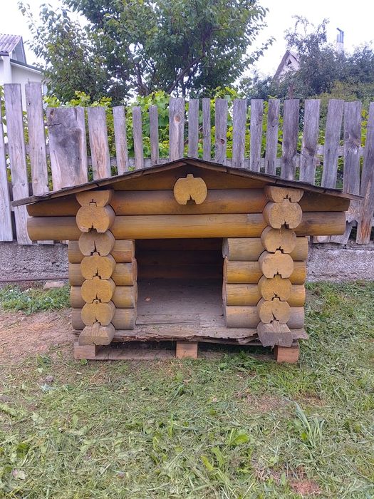 Продам будку для собак