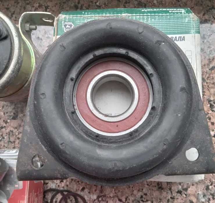 Проміжна опора карданного валу ГАЗ 3110