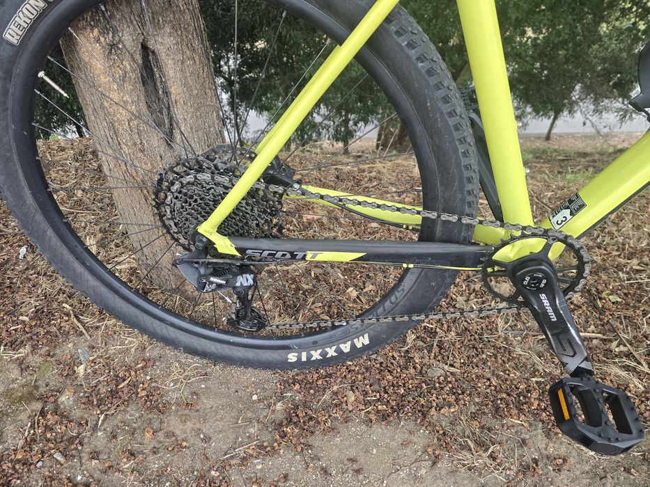 Scott scale 29 12x1v L com rock shox