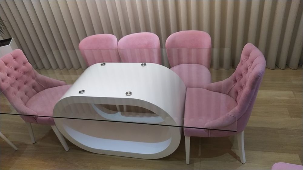 Mesa de sala moderna