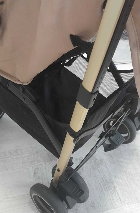 Wózek spacerowy icoo pace beżowo złoty