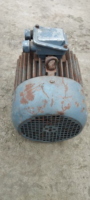 Электродвигатель єлектродвигун электромотор 3квт 1500об