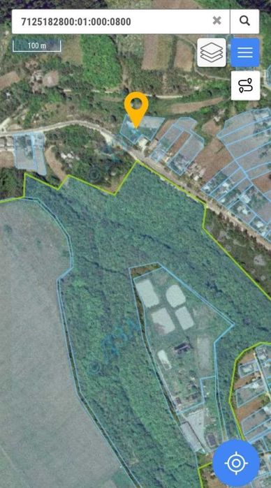 Продається земельна ділянка із забудовою