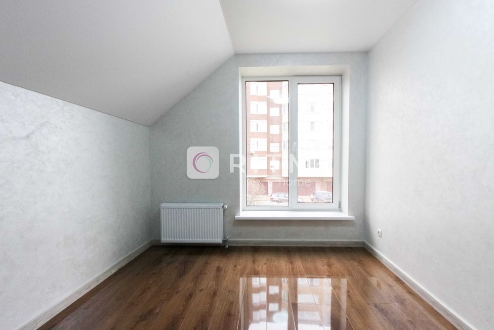 Продаж затишного будинку у Луцьку  біля річки!!!