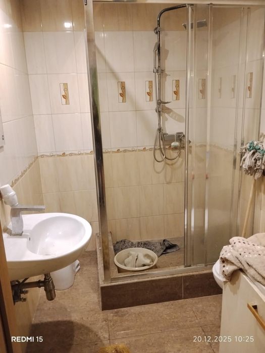 Sprzedam działkę 860 m² z domem – idealna lokalizacja