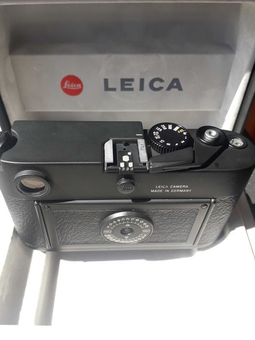 Máquina fotográfica Leica M6 TTL