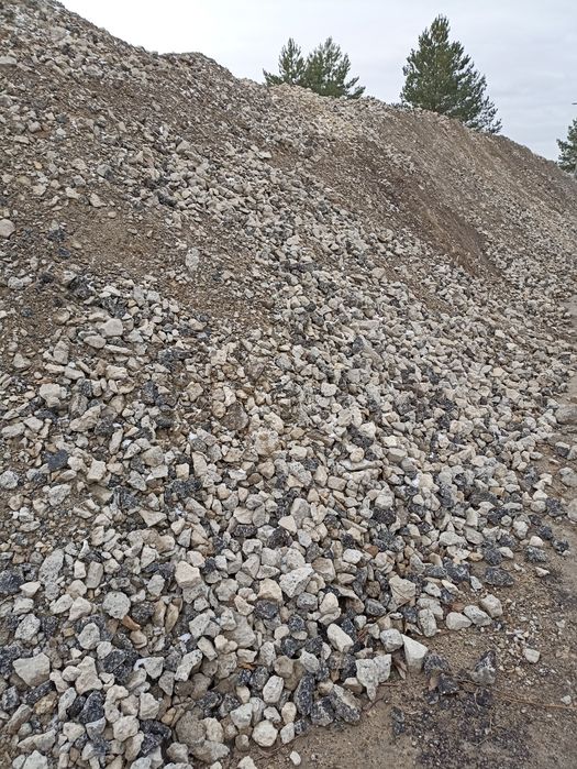 Kruszywo Szlaka Żużel Gruby Gruz Kruszony Tłuczeń Ziemia Piach Grys