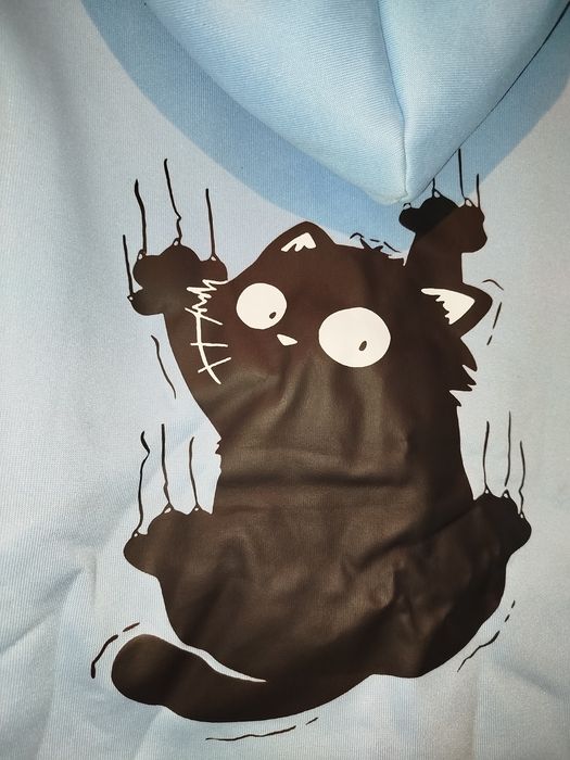 Nowa bluza z kapturem