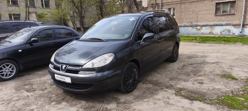 Продам пежо  2л дизель