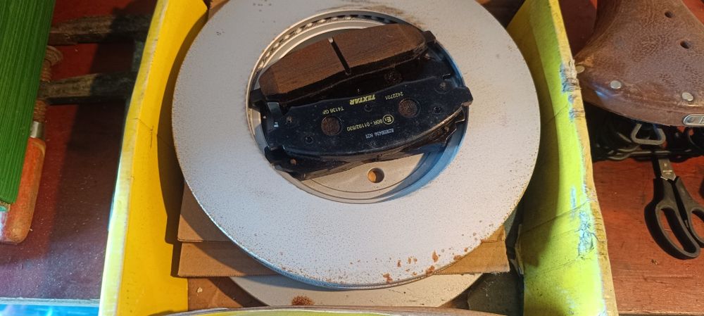 Tarcze klocki  Navara, pathfinder r51,  textar