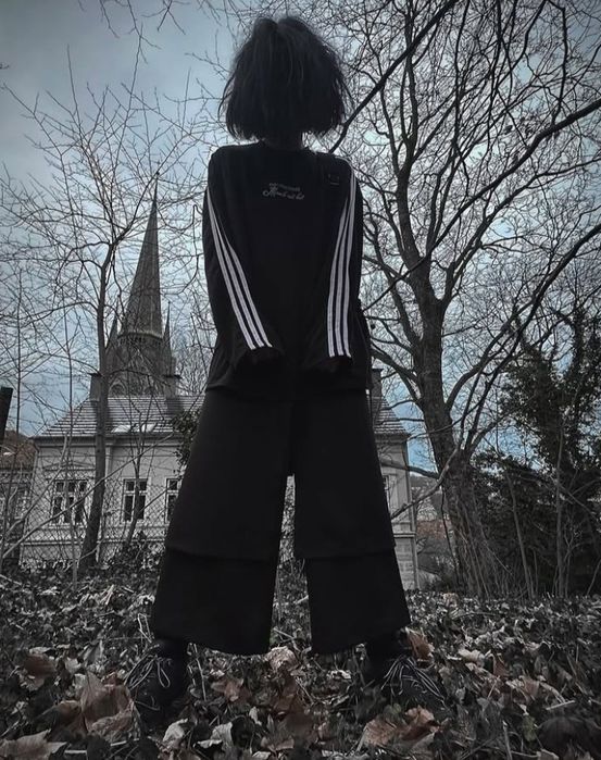 Штани 'Rylakate' від refractionxstore