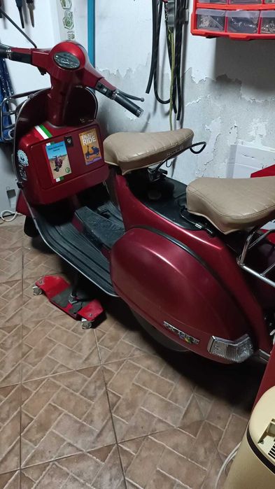 Vespa PX 125E em bom estado