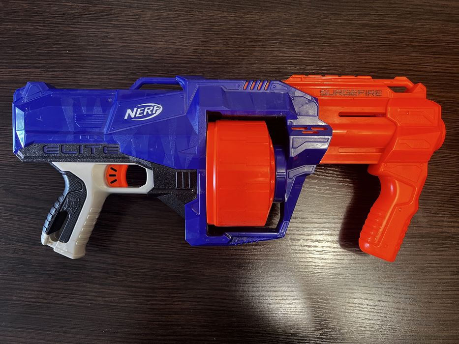 Бластер Nerf N-Strike Elite Surgefire (барабан на 15 патронів)