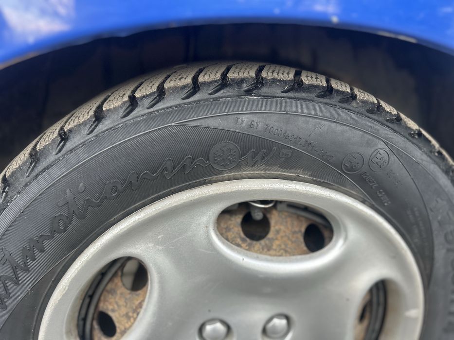 Автомобіль peugeot 206