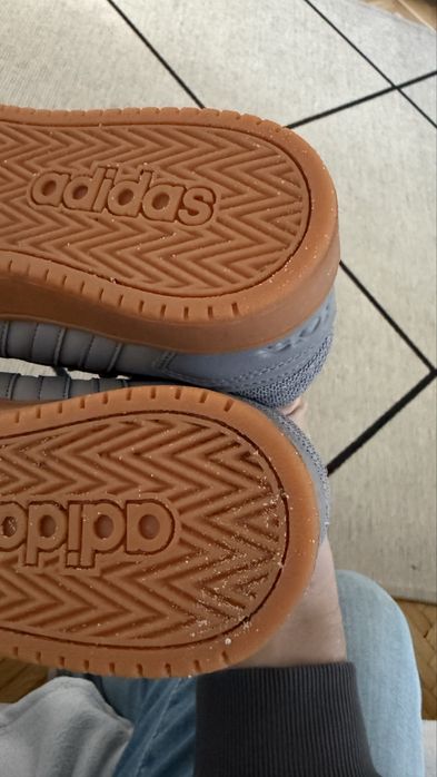 adidas HOOPS 2.0