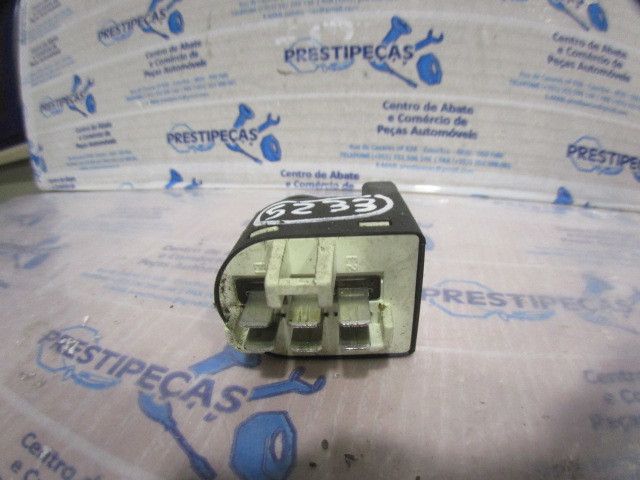 Botão / interruptor de luzes LAND ROVER Discovery II (L318)