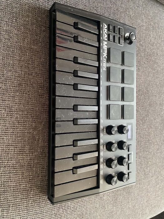 Akai mpk mini bdb stan