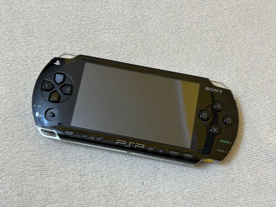 Uszkodzona Konsola Sony PSP Fat Model 1004
