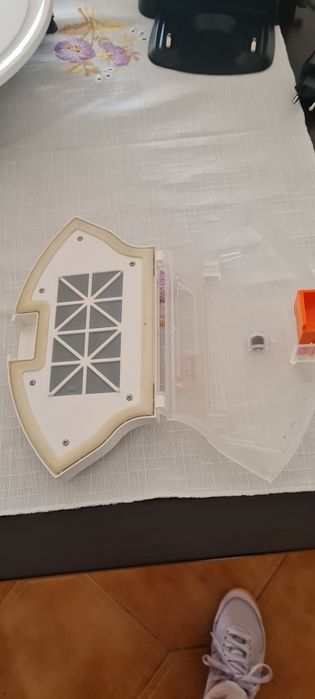 Aspirador robot em bom estado