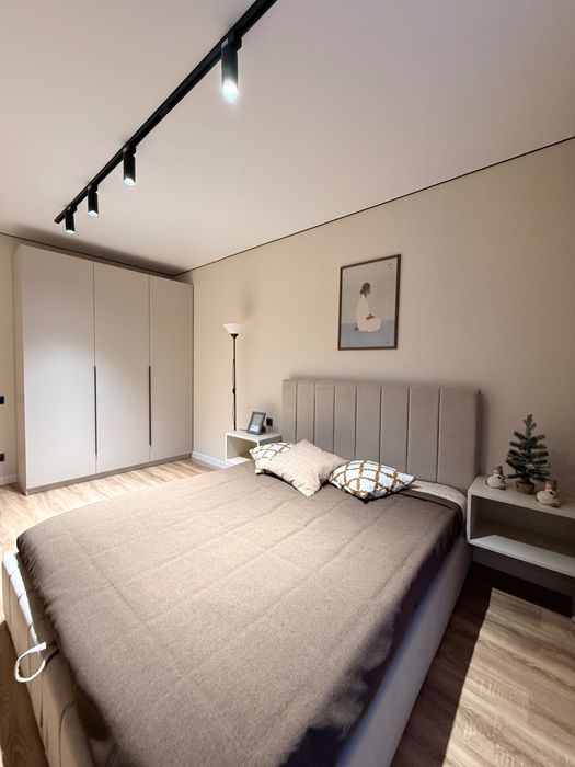 Продам квартиру новенька ЖК Моладість  Ірпінь!