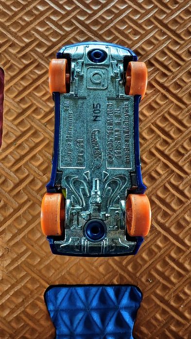 Машинка Hot Wheels Nerve Hammer (оригінал)