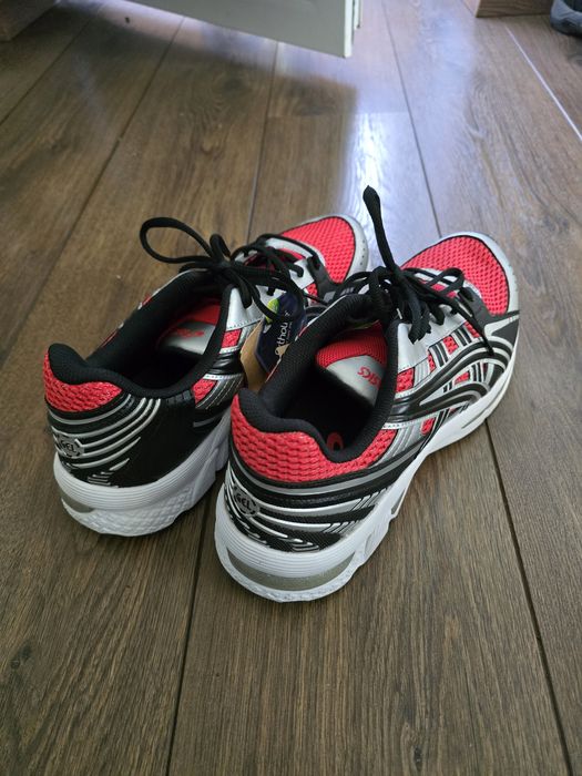 Кросівки Asics Gel-Kyrios