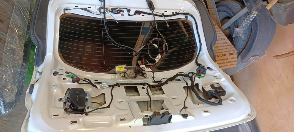 Остатки с разборки ляды крышки багажника Ford C Max Energi 2014 разом